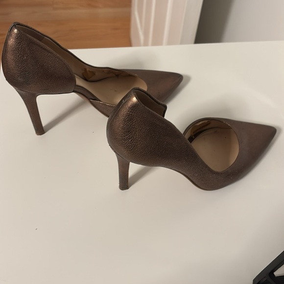 Jessica Simpson pump heel, bronze size 8 - Picture 3 of 3
